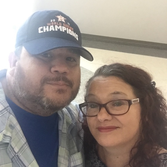 Meet your Posher, Lori - Picture 10 of 15